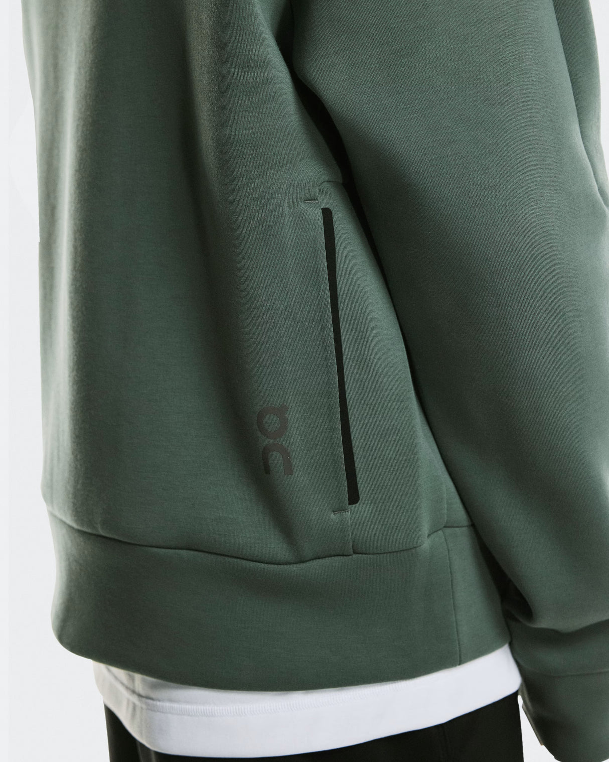 Sweat On Focus Tech Crew Olive