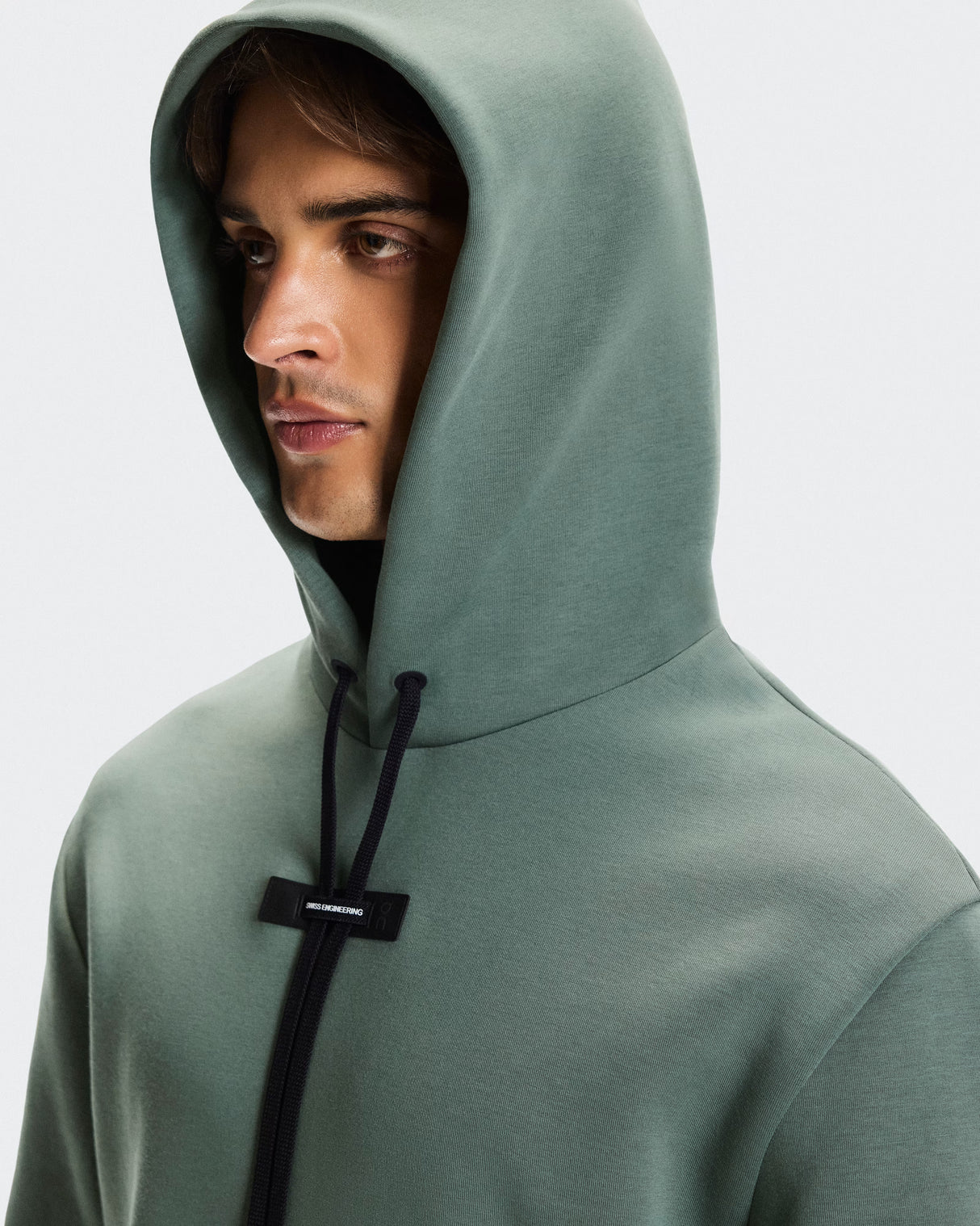 Hoodie On Focus Tech Hoodie Olive