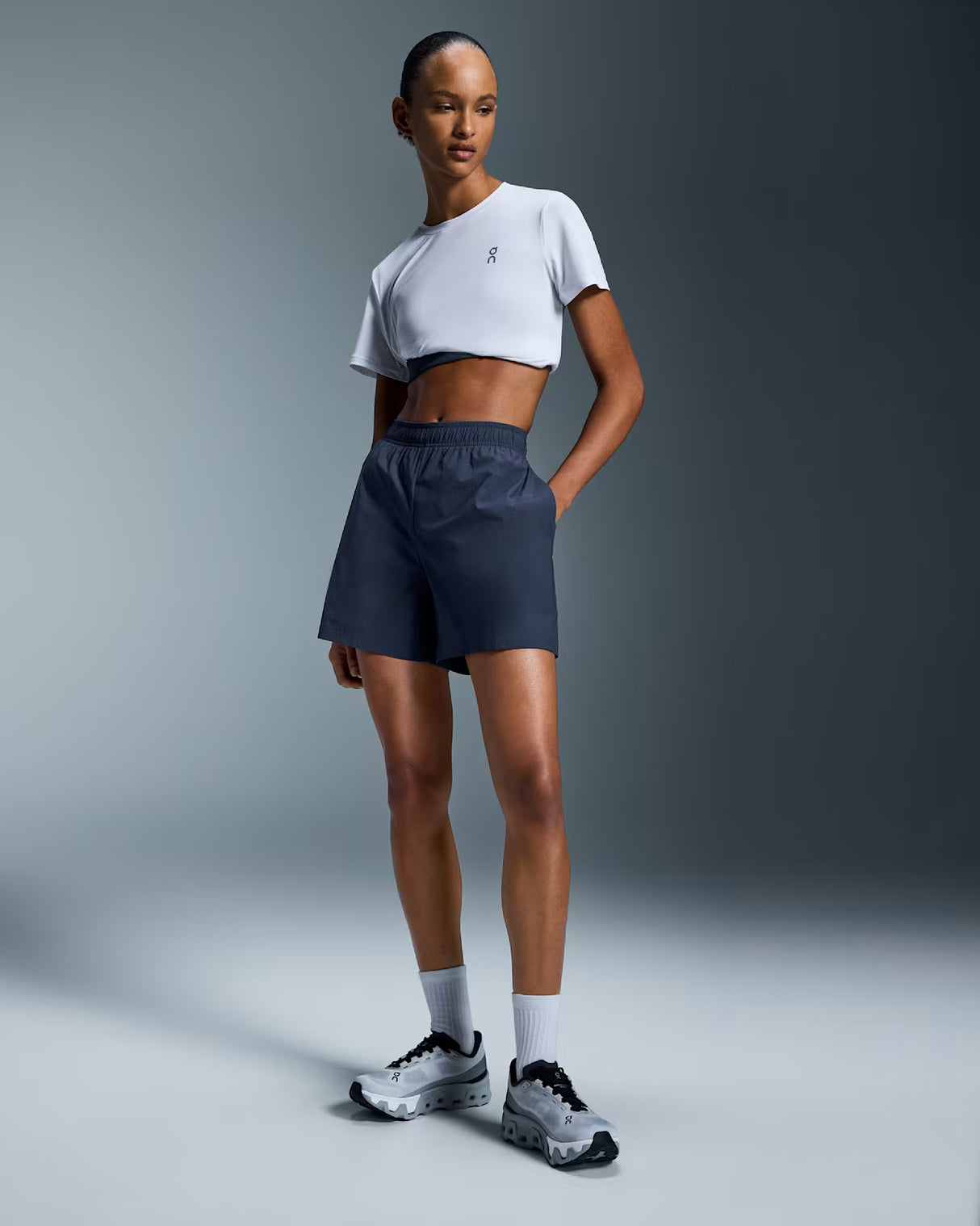 Short On 5" Core Shorts Women Midnight