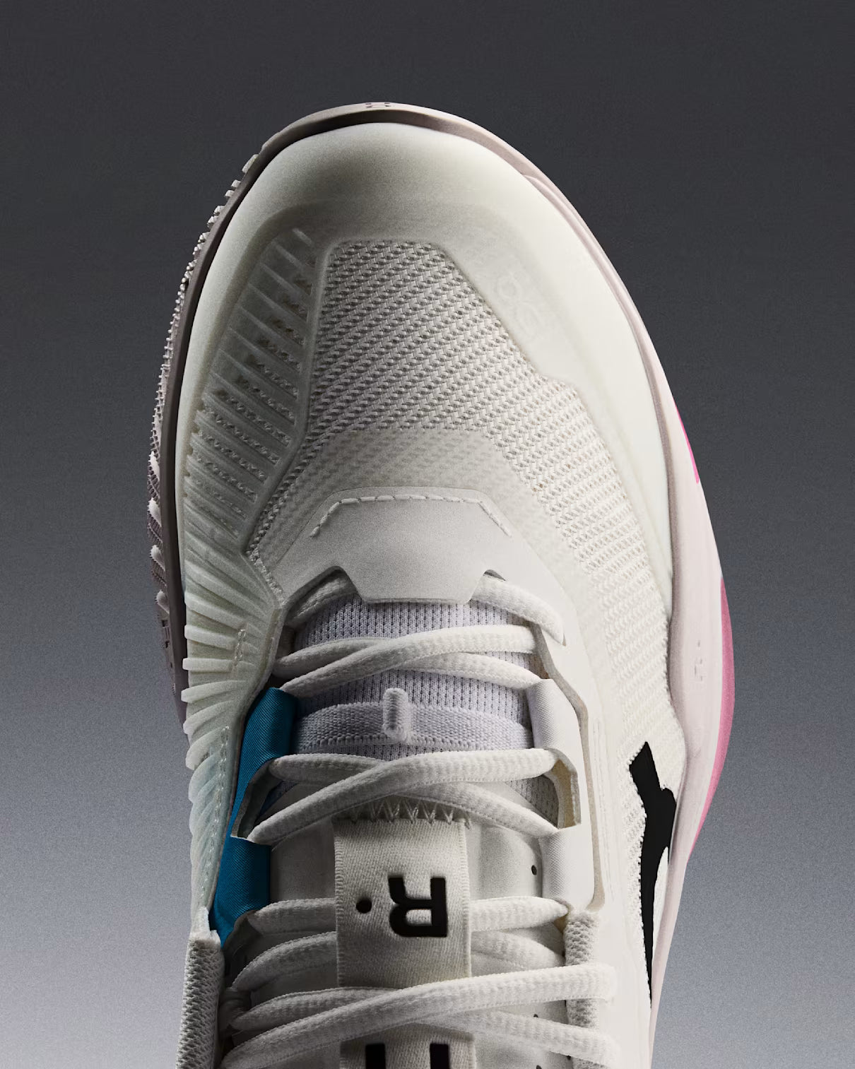 Chaussures de padel On THE ROGER Pro Fire Women White Pink