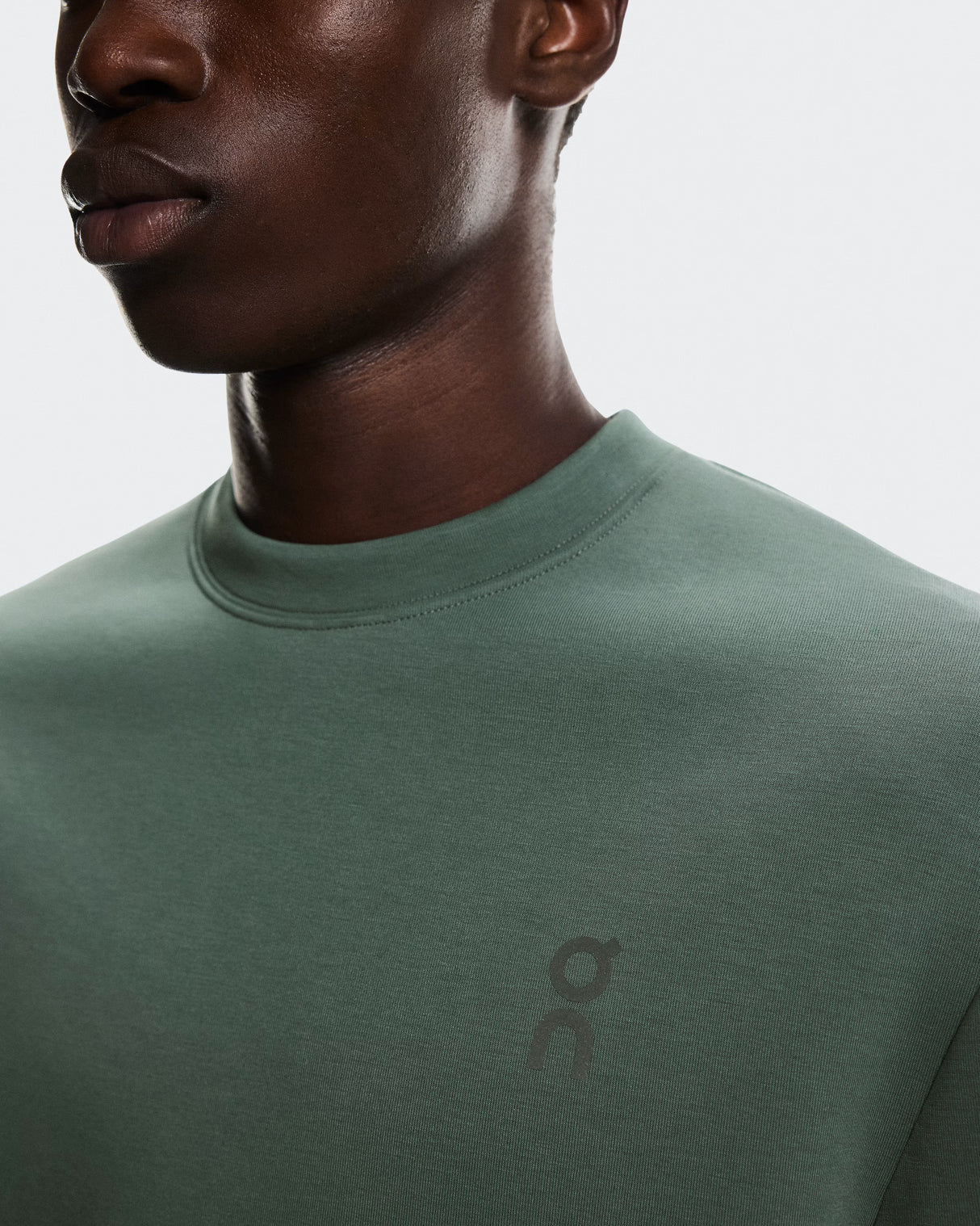 Sweat On Focus Tech Crew Olive