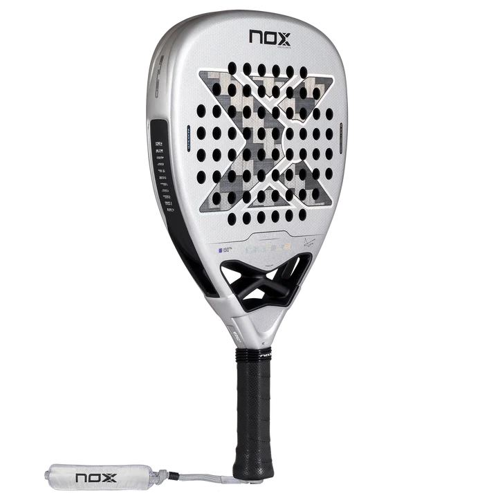 Raquette de padel Nox AT10 Luxury Genius Attack 12K Alum XTREM 2027 by Agustín Tapia