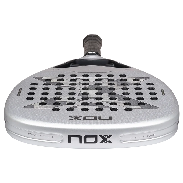 Raquette de padel Nox AT10 Luxury Genius Attack 12K Alum XTREM 2027 by Agustín Tapia