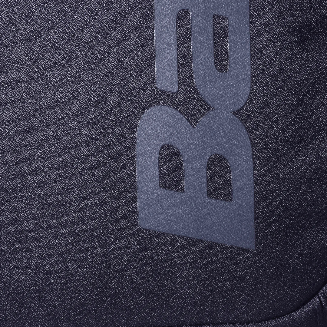 Joueur utilisant Sac à dos Babolat Court Lite Black pour transporter son équipement