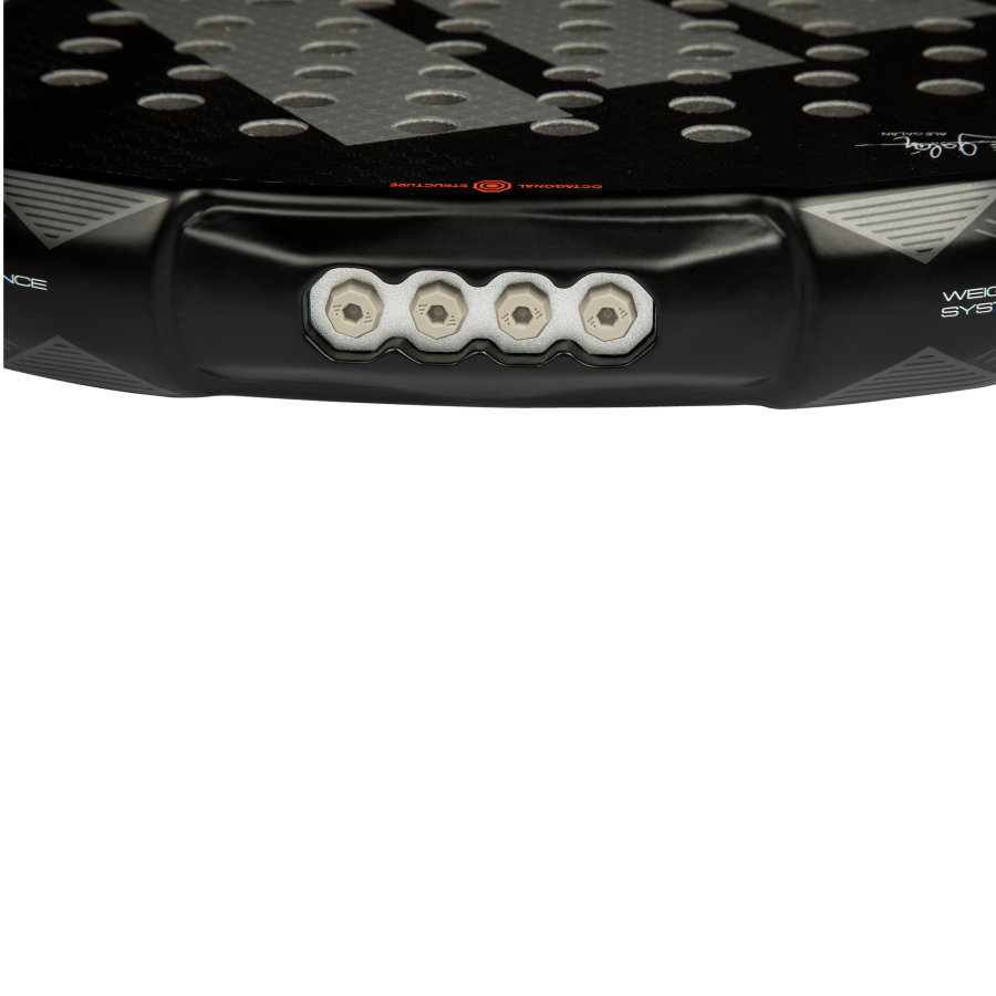 Raquette Adidas Metalbone HRD+ 3.4 en action sur le terrain