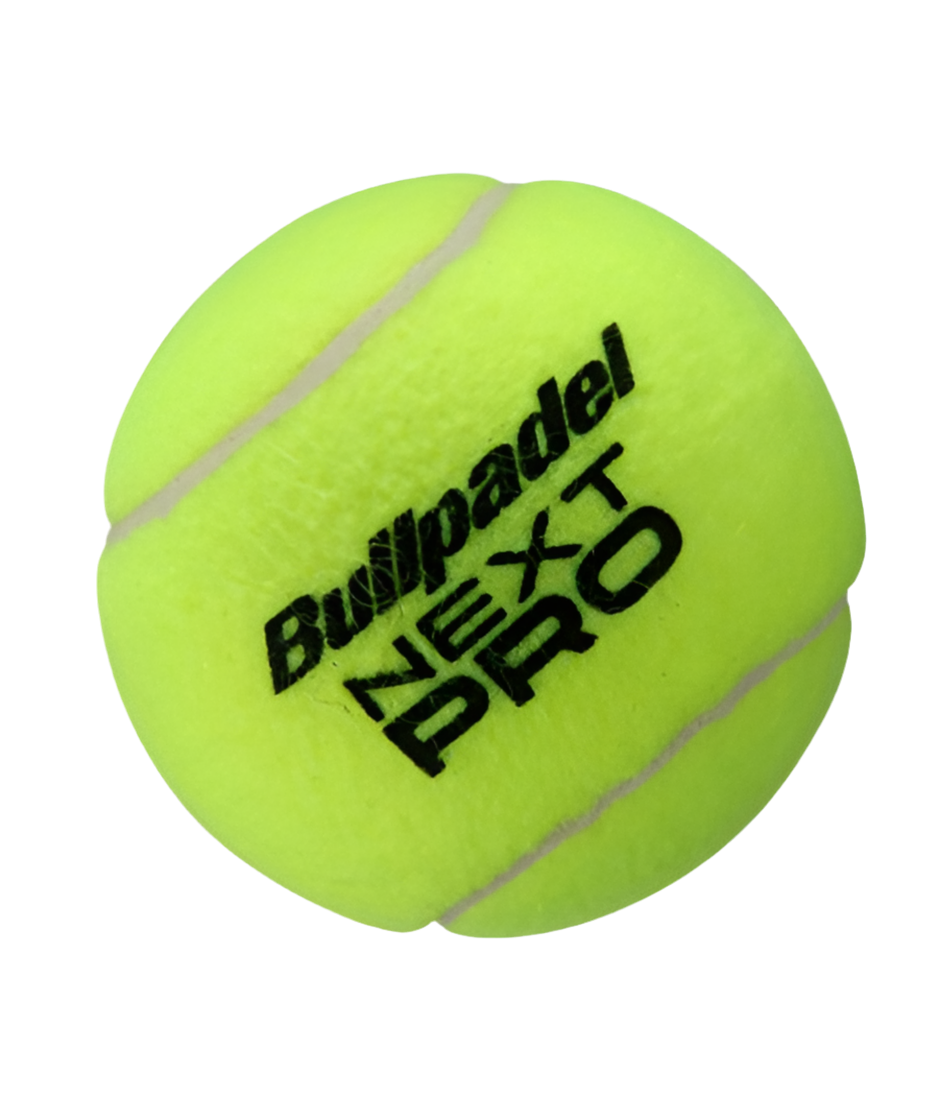 Trois balles Bullpadel FIP Next Pro hors du tube