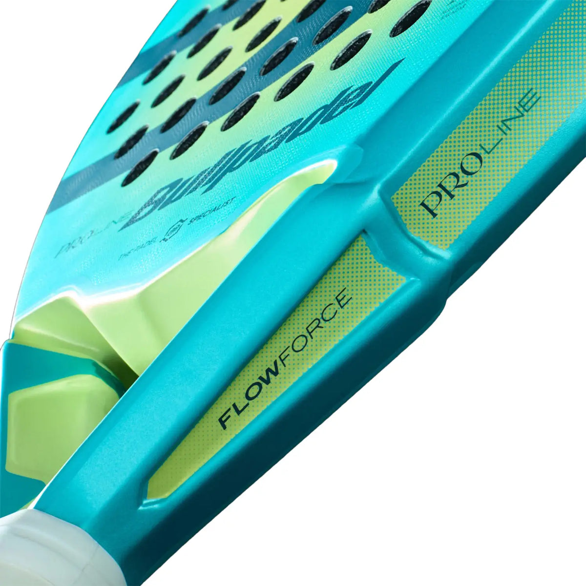 Raquette Bullpadel Flow W 25 manche ergonomique