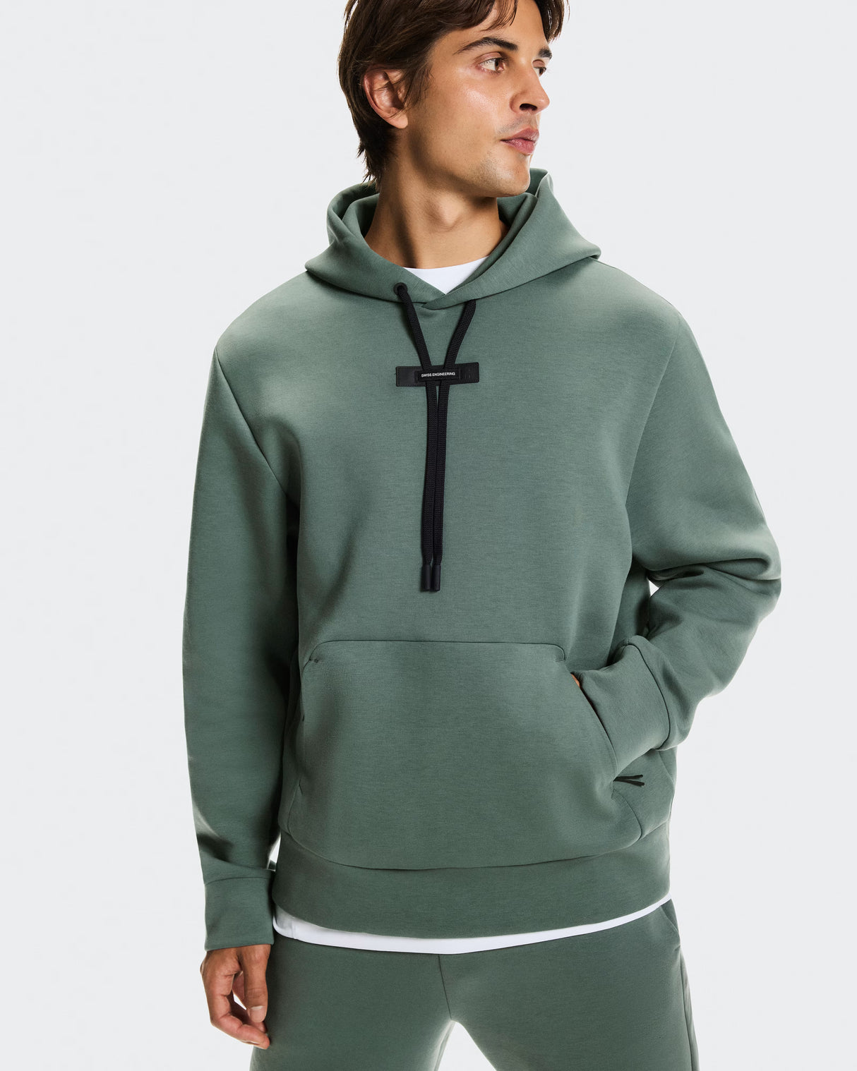 Hoodie On Focus Tech Hoodie Olive