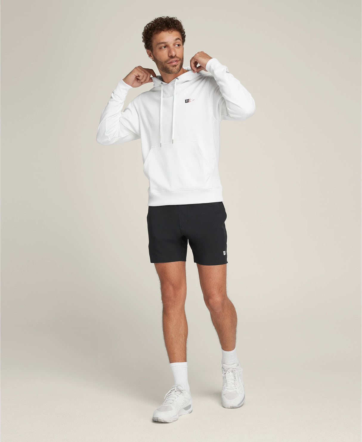 Détail matière et capuche du Hoodie Wilson Bela White