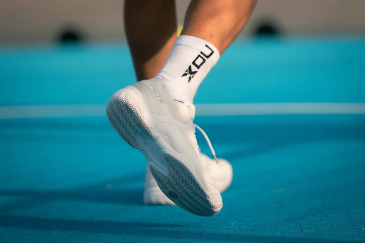 Padel shoes NOX AT10 Pro White / Grey