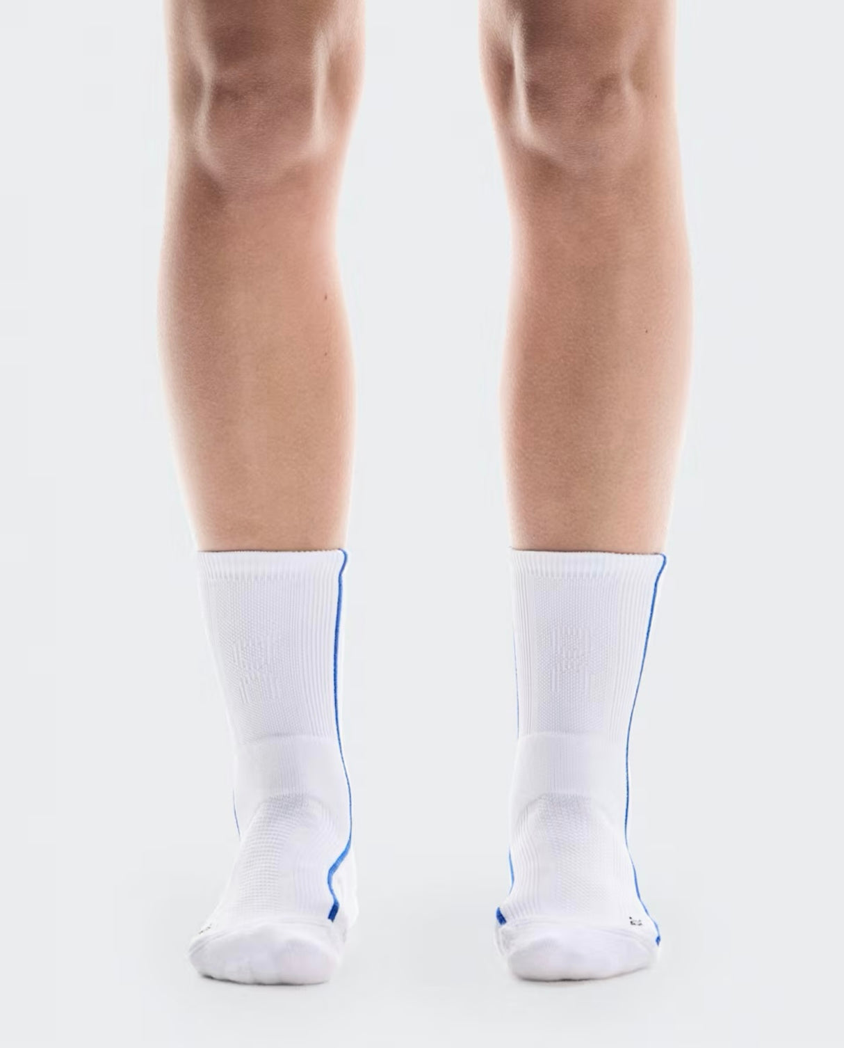Chaussettes hautes respirantes pour sport et usage quotidien