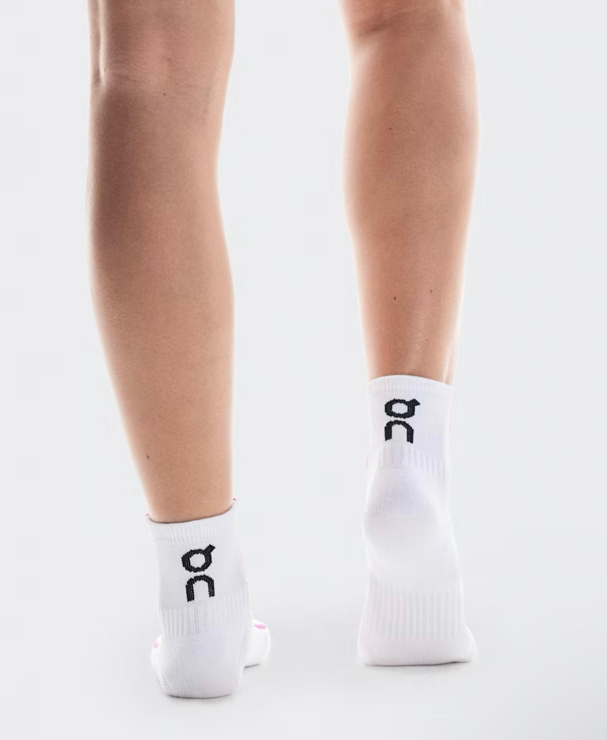 Chaussettes On Court Sock Mid White Pink vue dessus