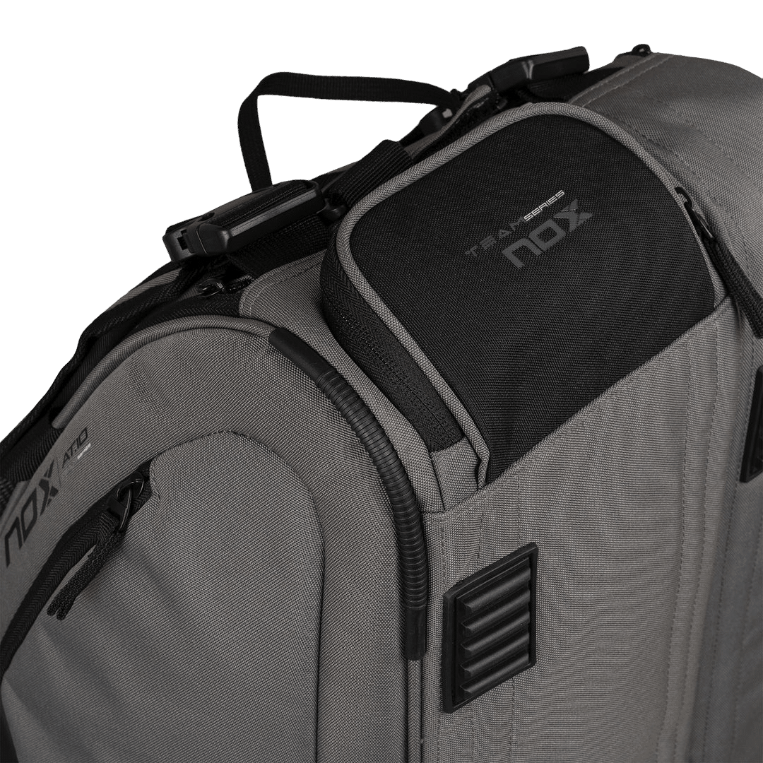 Intérieur du Sac Nox AT10 Team Gris / Noir avec espace de rangement optimisé