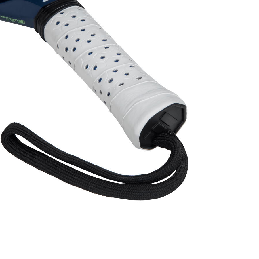 Raquette Adidas Cross It Carbon CTRL en action