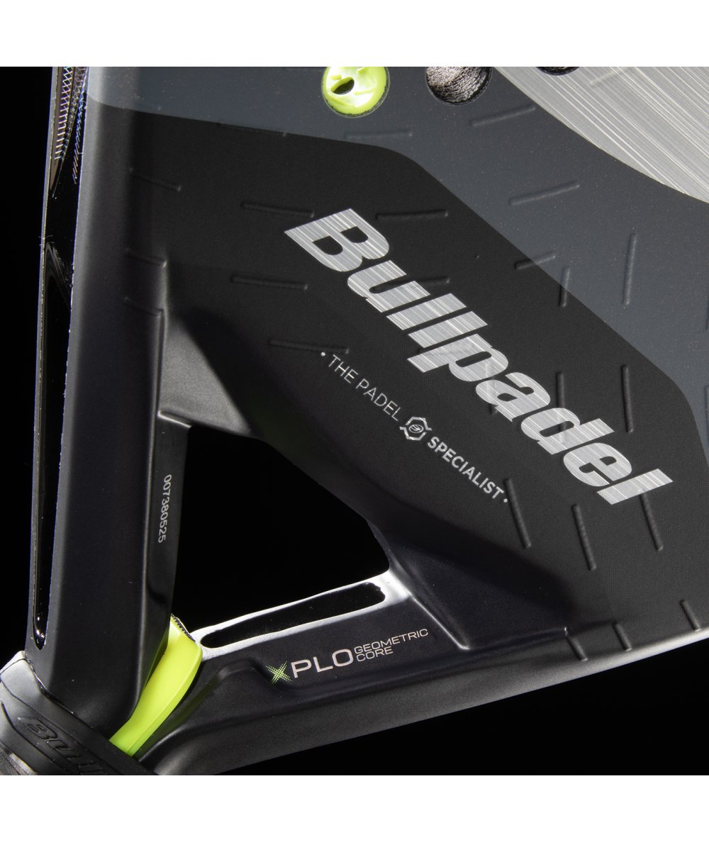 Raquette de padel Bullpadel XPLO 26
