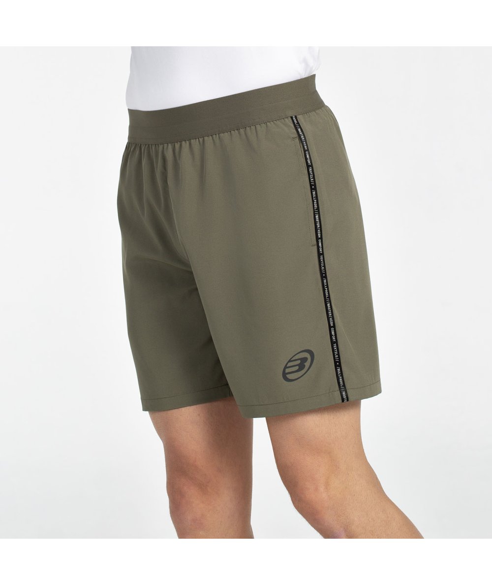 Vue arrière du Short Bullpadel Maceda Kaki