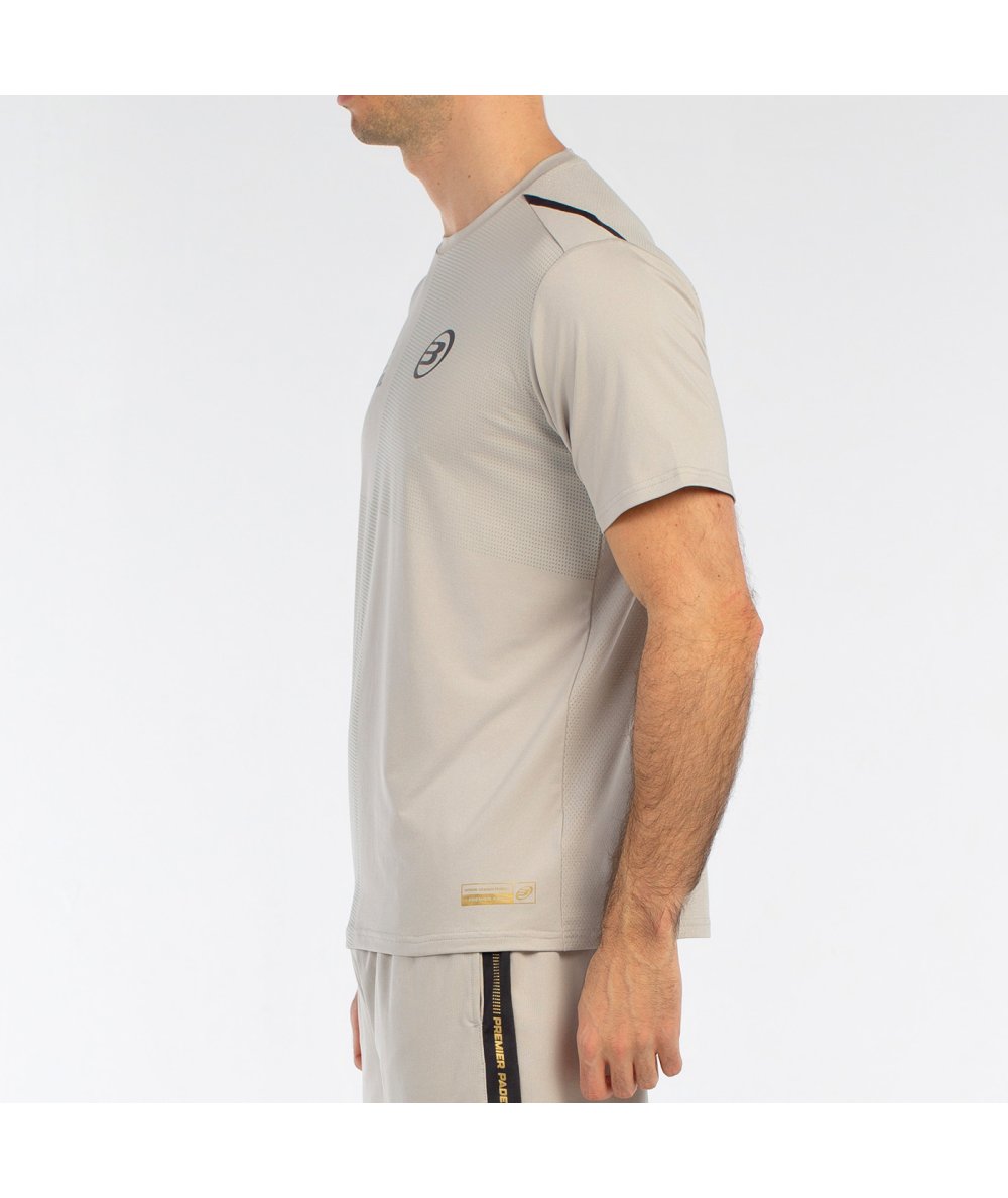 Tee Shirt Bullpadel Buque Piedra Vigore porté sur le court