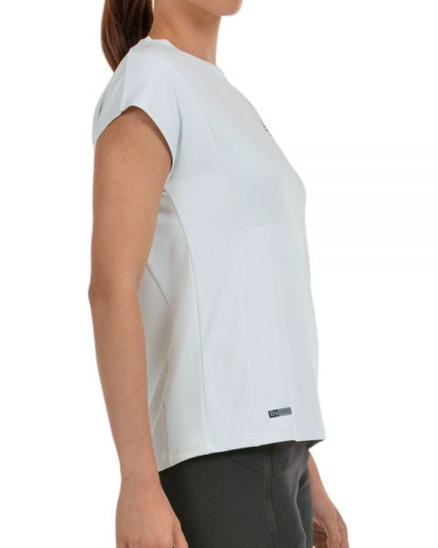 Tee Shirt Bullpadel Portas Hielo porté sur le court