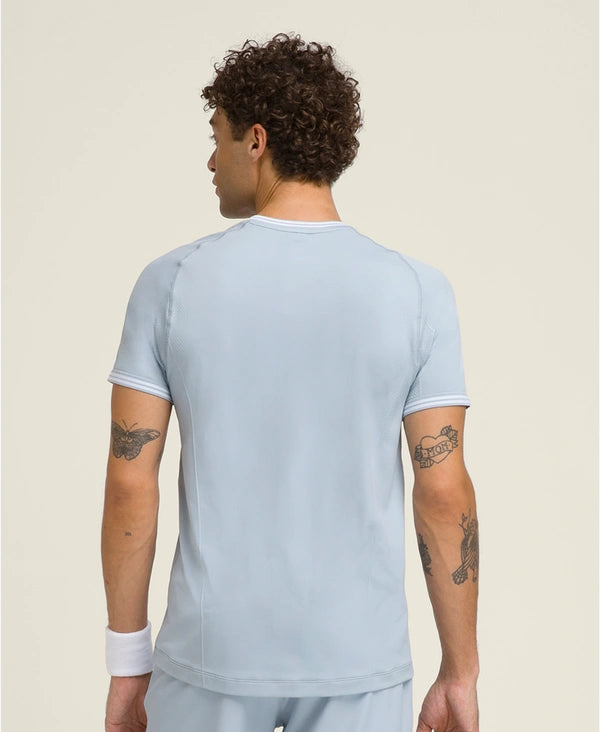 Tee Shirt Wilson Bleu Ciel, design moderne pour