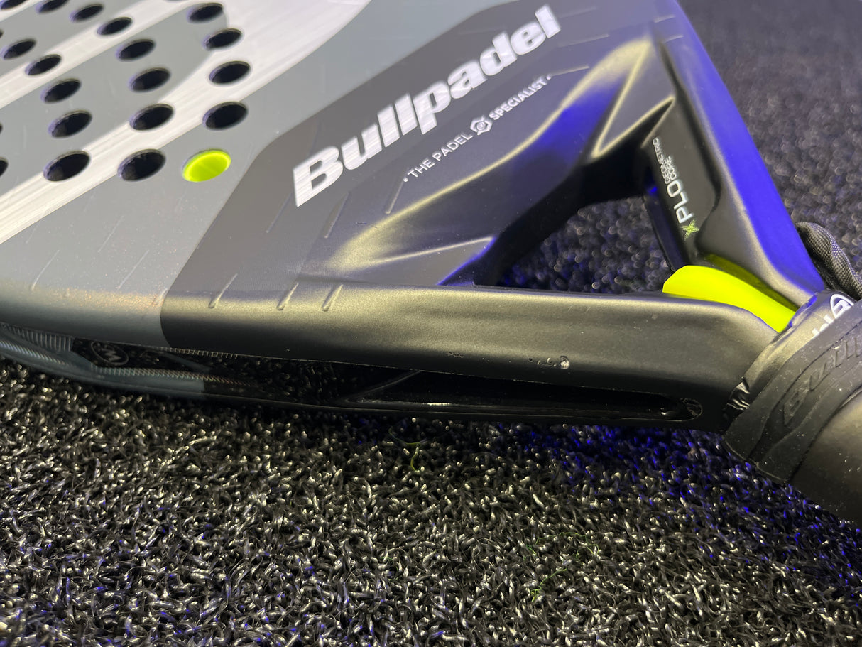 Raquette d’occasion Bullpadel XPLO Comfort 26