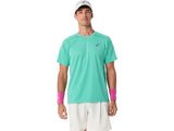 Tee-shirt de padel pour hommes Asics Game SS Top en vert Aurora, tissu léger et respirant, porté sur un mannequin.