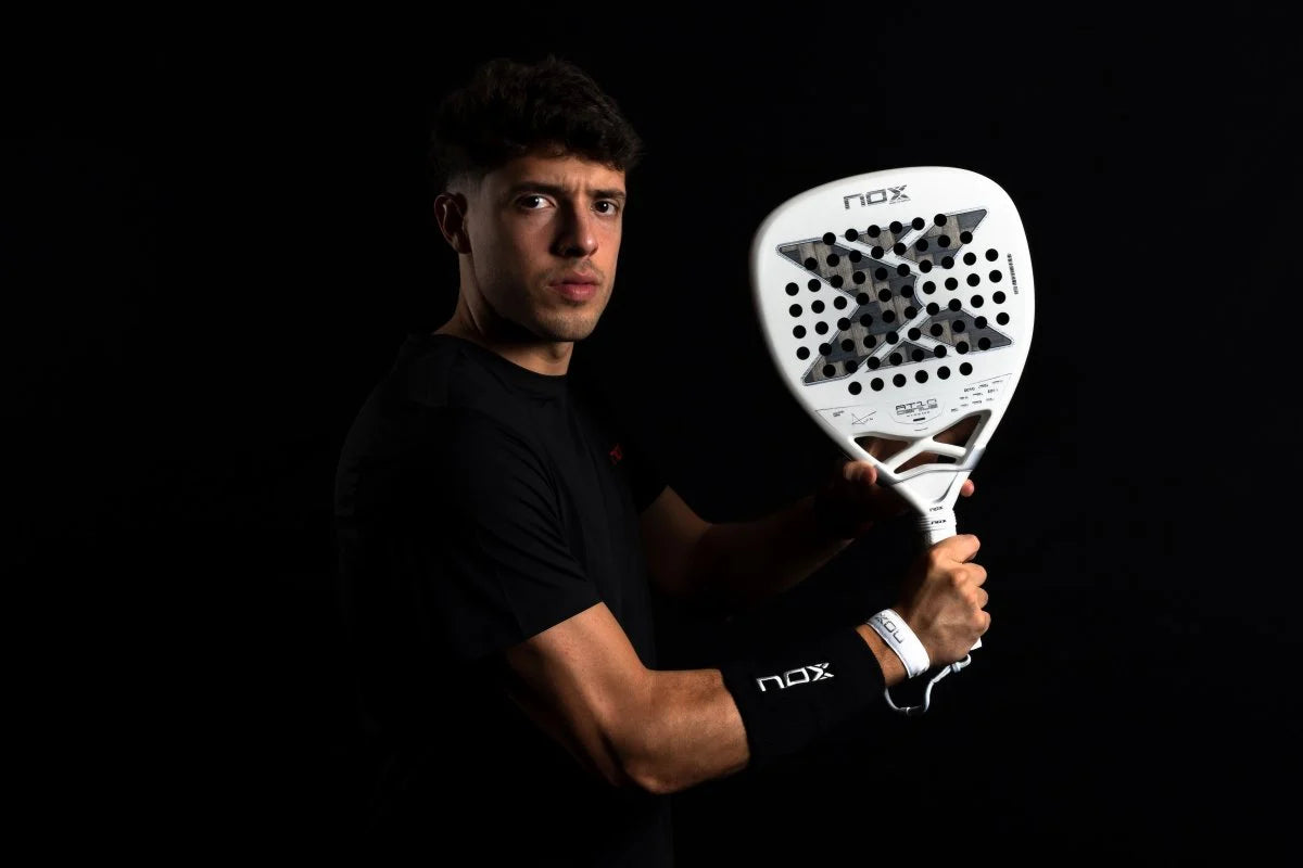 Raquette de padel Nox AT10 Luxury Genius Attack 12K Alum XTREM 2026 by Agustín Tapia