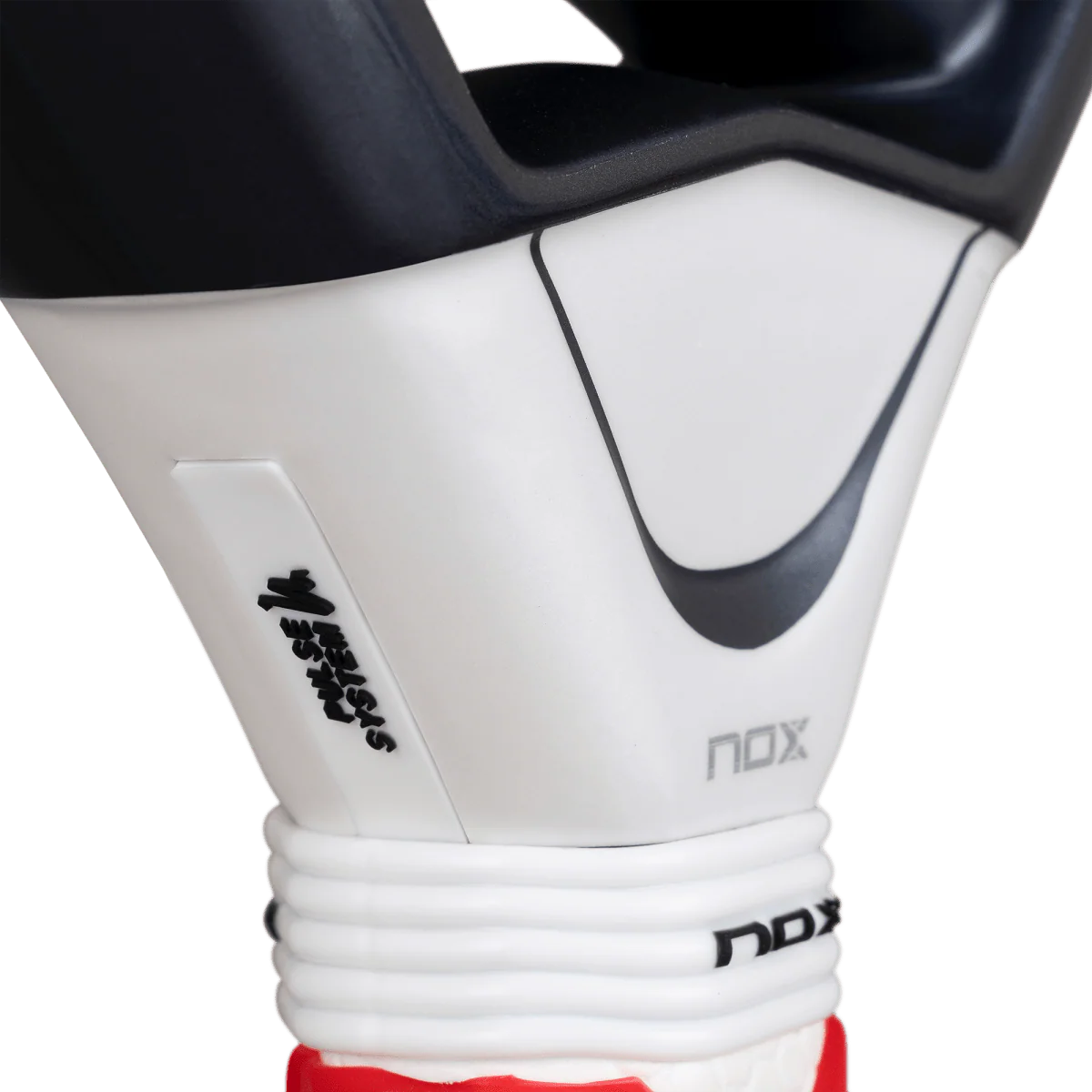 Raquette de padel Nox AT10 Luxury Genius 12K Alum XTREM Lite 2026 by Agustín Tapia