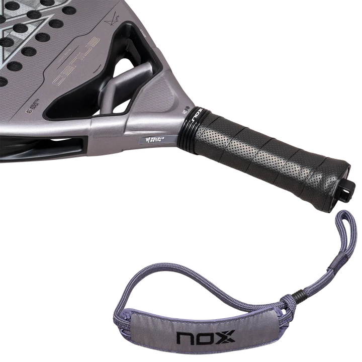 Raquette de padel Nox AT10 Luxury Genius 18K Alum 2027 by Agustín Tapia