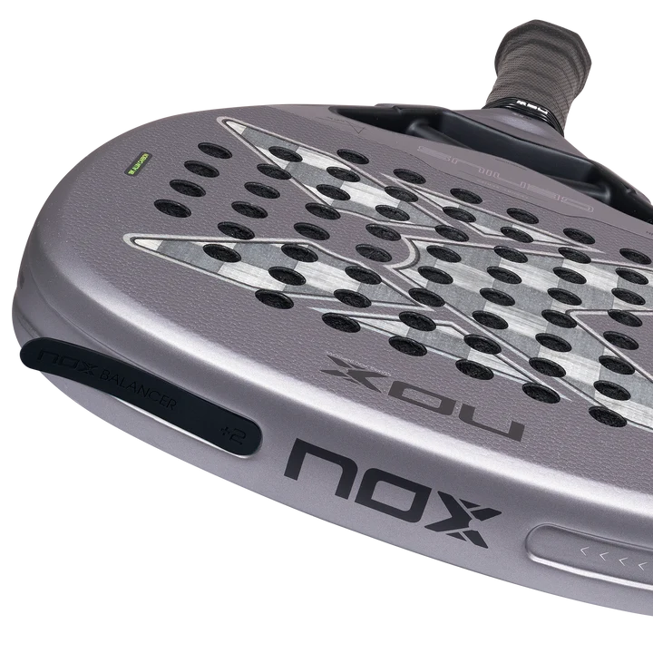 Raquette de padel Nox AT10 Luxury Genius Attack 18K Alum 2027 by Agustín Tapia