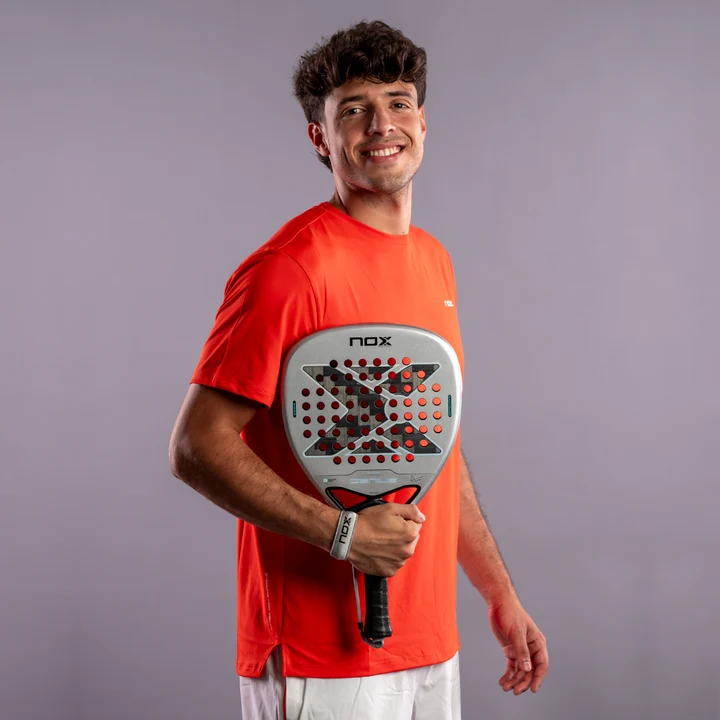 Raquette de padel Nox AT10 Luxury Genius Attack 12K Alum XTREM 2027 by Agustín Tapia
