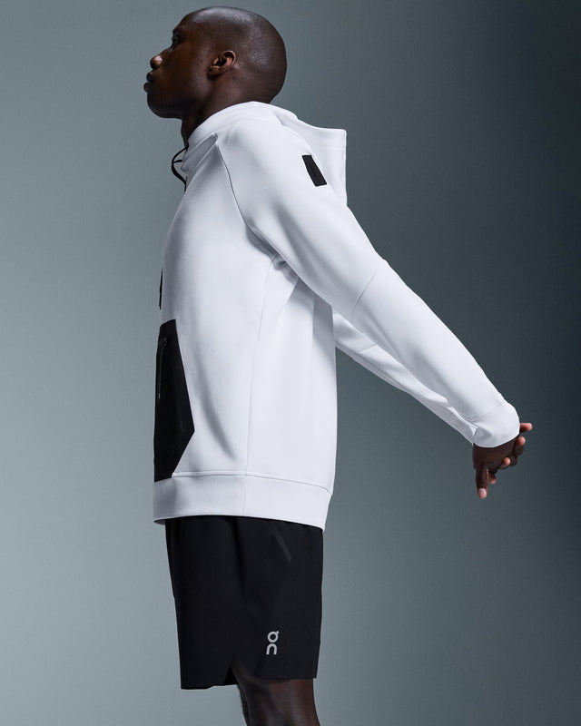 Short sport noir On Core avec doublure intégrée et tissu stretch

