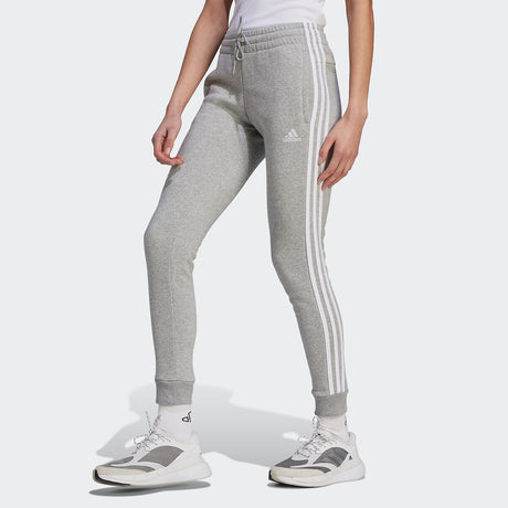 Détail tissu et bandes Jogging Adidas 3 Stripes Gris