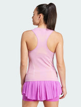 Débardeur Adidas Y Tank Pro porté sur terrain