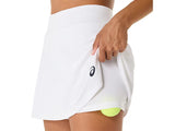 Jupe Asics Court Skirt Brilliant White en mouvement