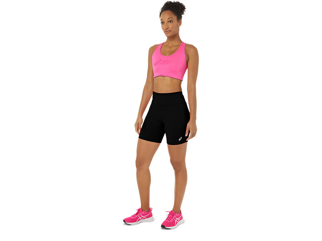 Shorty Asics Core Sprinter porté sur le terrain
