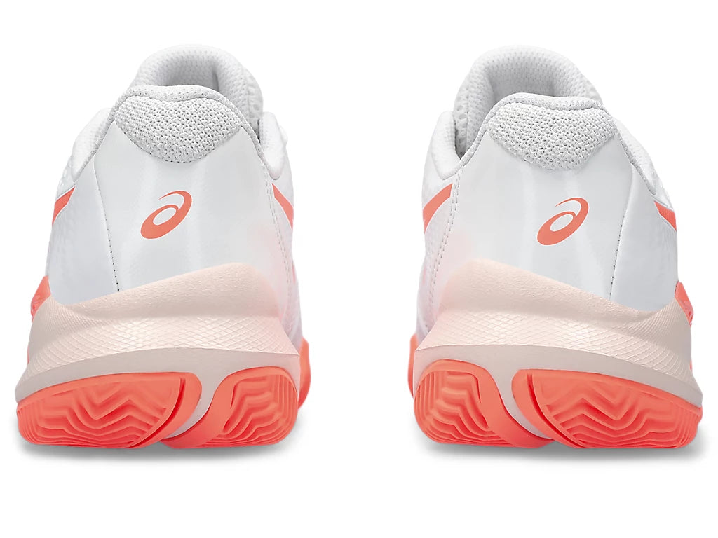 Détail du logo Asics sur le modèle White Sun Coral