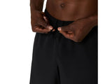 Zoom sur le tissu et la coupe Short Asics Court Performance Black