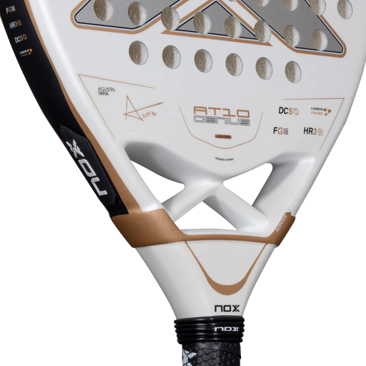 Raquette de padel Nox AT10 Genius Junior par Agustin Tapia