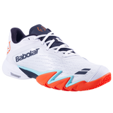 Chaussures de padel Babolat Jet Premura 3 pour hommes en blanc et orange, avec semelle adaptée pour le sport.