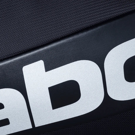 Joueur utilisant le Sac Babolat RH Pro Padel pour transporter son équipement