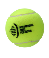 Détail du logo Bullpadel sur les balles FIP Next Pro