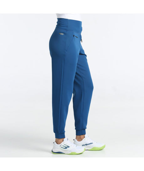 Jogging sportif Bullpadel Outles BG en action