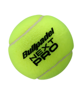 Trois balles Bullpadel FIP Next Pro hors du tube