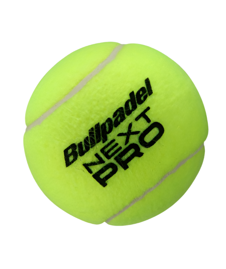 Trois balles Bullpadel FIP Next Pro hors du tube