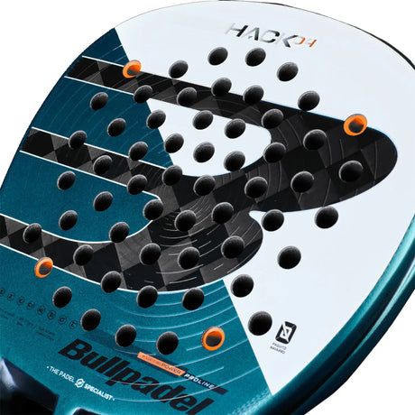 Raquette Bullpadel Hack 04 25 en action sur le terrain