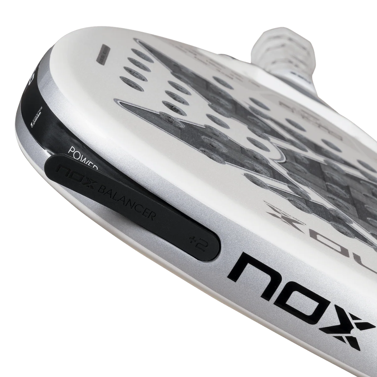 Raquette de padel Nox AT10 Luxury Genius Attack 12K Alum XTREM 2026 by Agustín Tapia