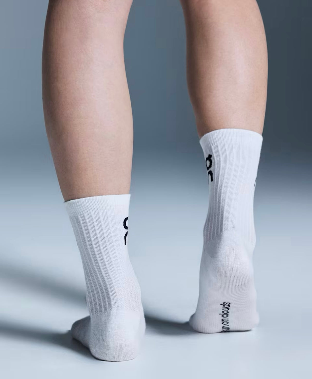 Chaussettes On Logo Sock High 3P White vue latérale