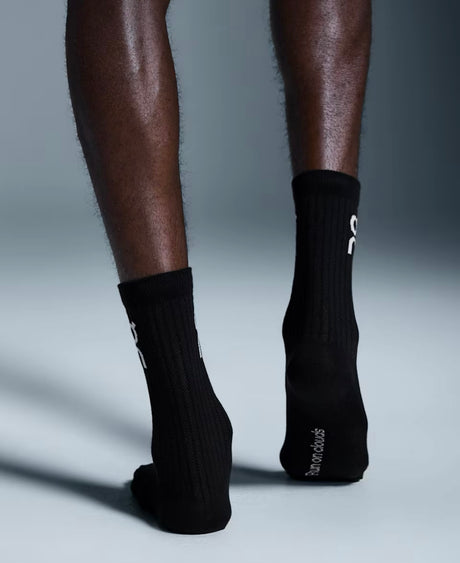 Chaussettes noires respirantes On pour sport et quotidien