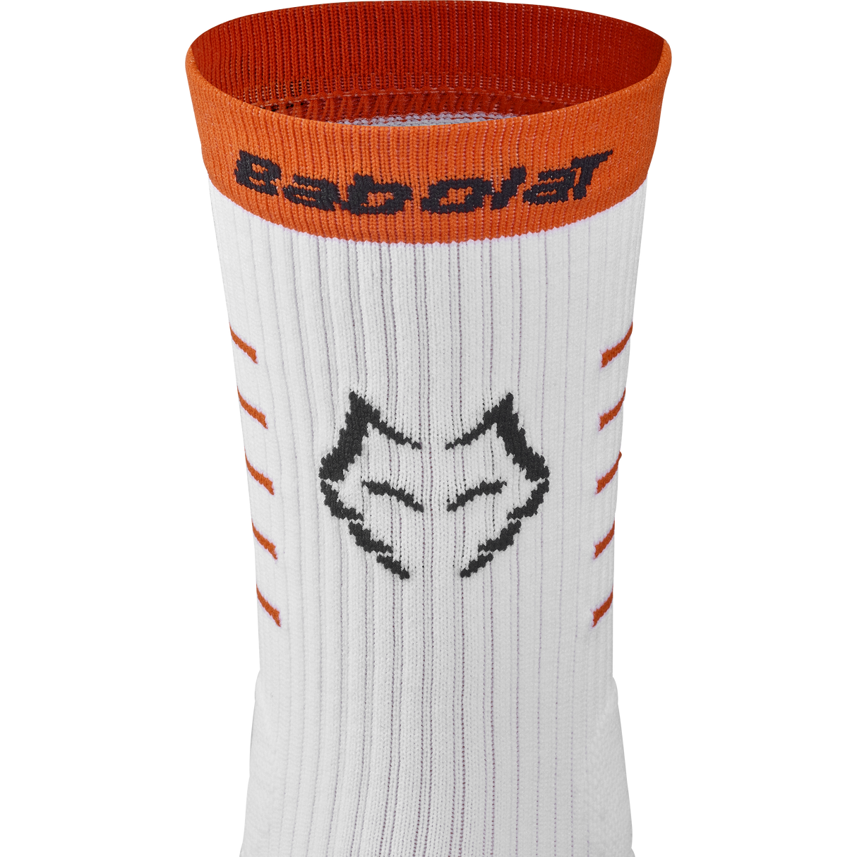 Chaussettes de padel Babolat Lebron blanches, accessoires de sport pour le padel, conçues pour confort et performance.