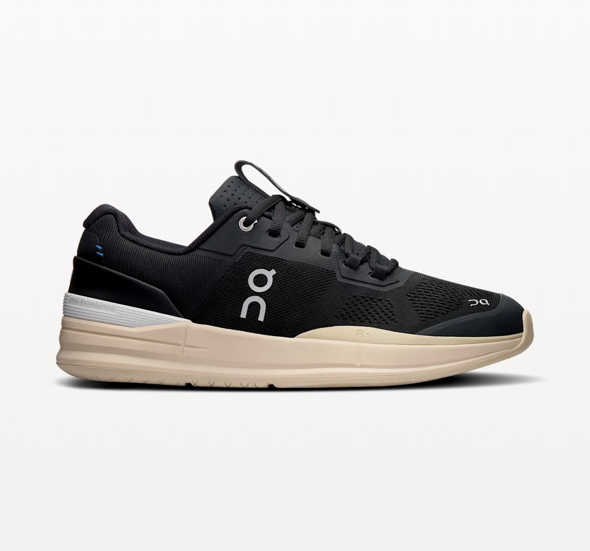 Chaussures On THE ROGER Pro Black / Sand vue de face